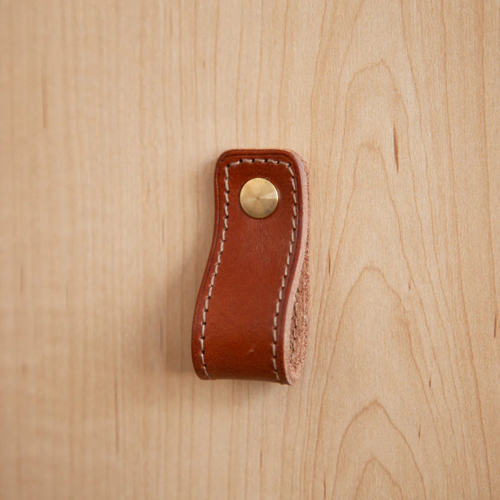 ST-LP02 Stitched Leather Loop Pull