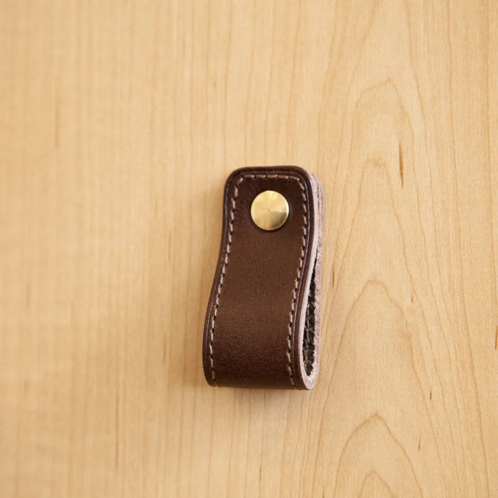 ST-LP02 Stitched Leather Loop Pull