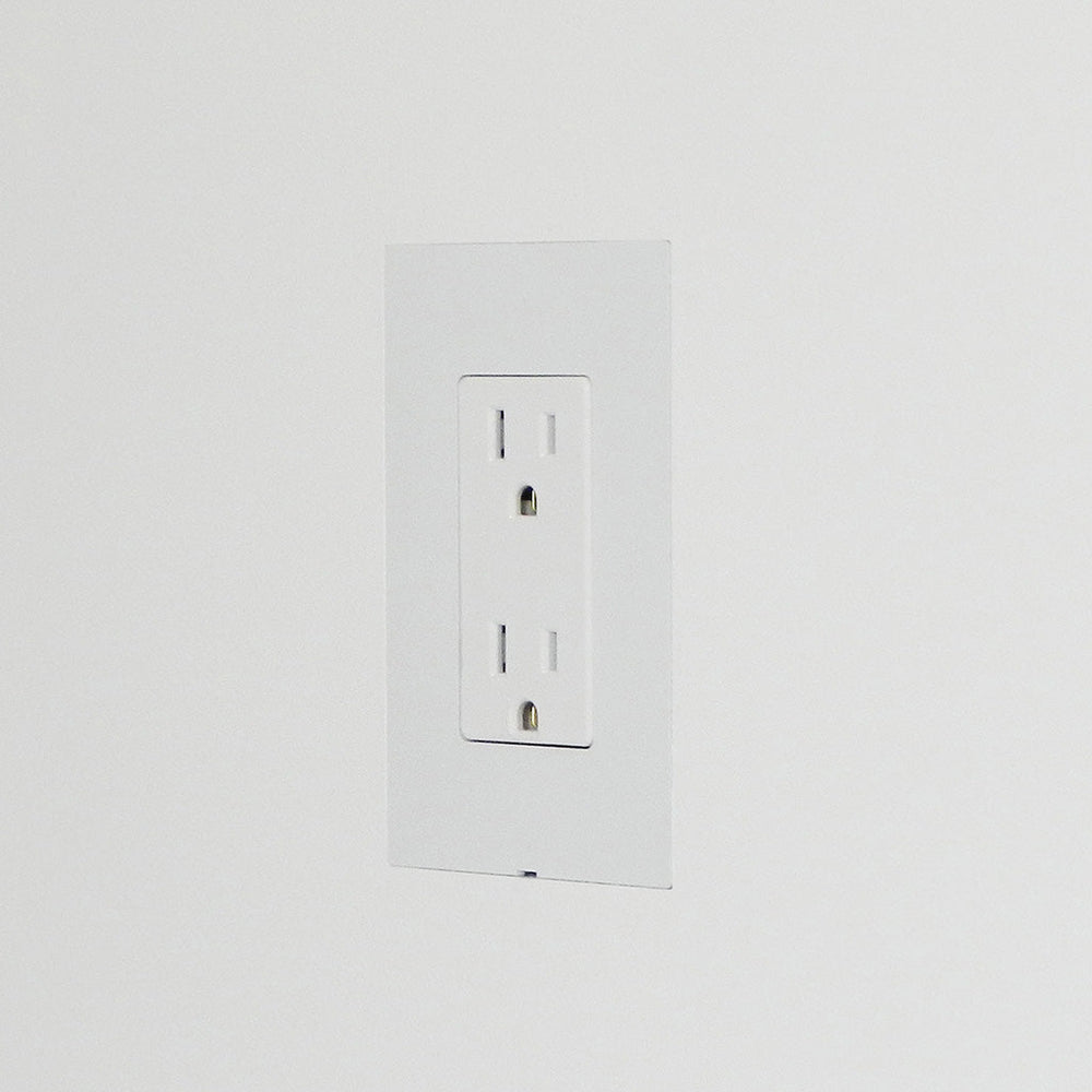 Designmod Smoothline Flush Mount Wall Plate Outlet for Wood