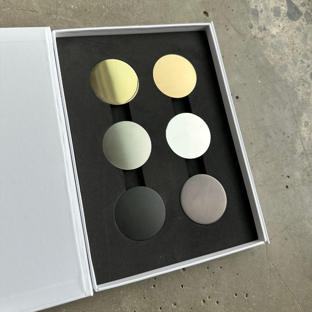 Sample Finish Disc Maison Vervloet Finish Sample | | Casson Hardware