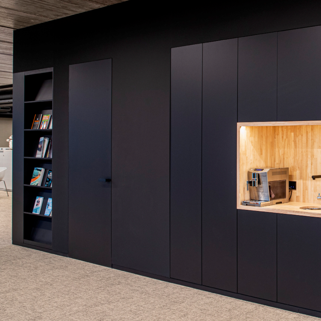 Xinnix 240V Frameless Door System